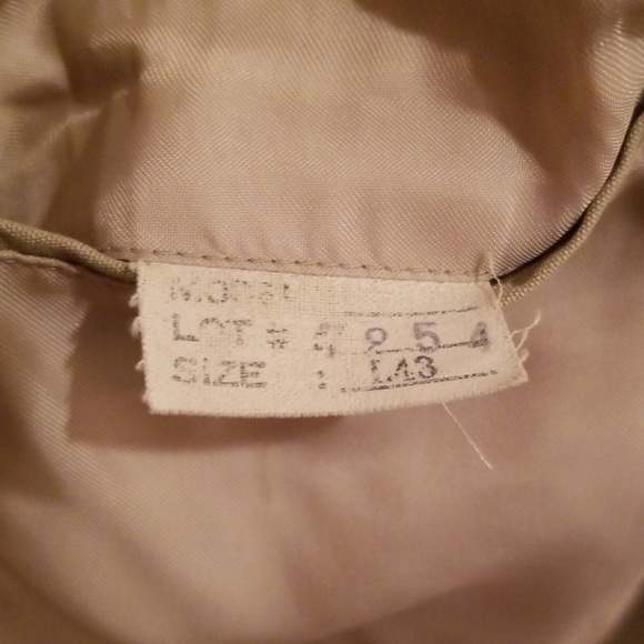 2 piece suit - Picture 3 of 4